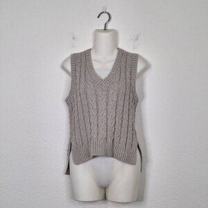 Cupcakes and Cashmere Cable Knit Sweater Vest Sz XS Crop Minimalist Neutral